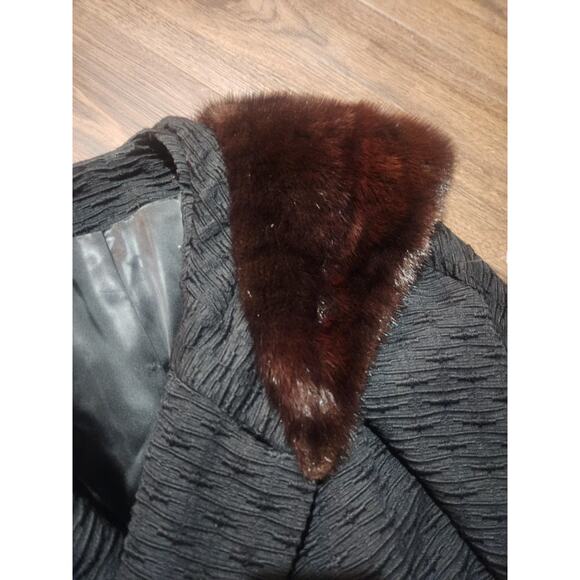 Vintage French Black Wool Coat w/ Genuine Fur Collar Women’s L Made in France - Picture 7 of 10